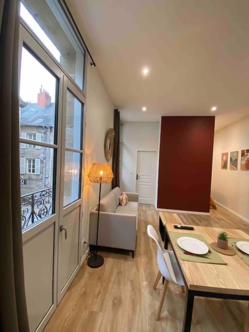 Entier-clim-100%equipe-hypercentre-balcon Apartment Brive-la-Gaillarde